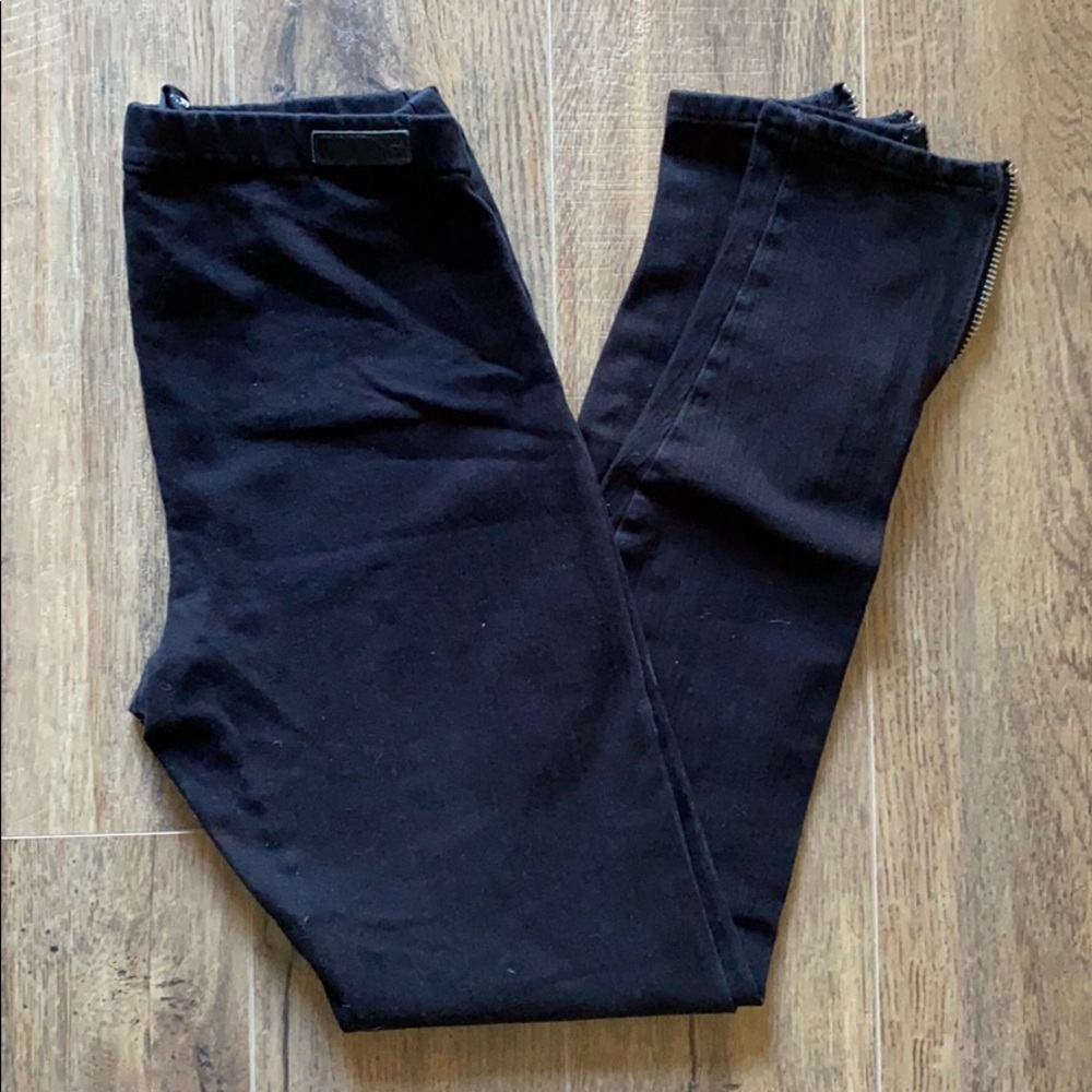 Joe’s Jean Black jeggings: size small